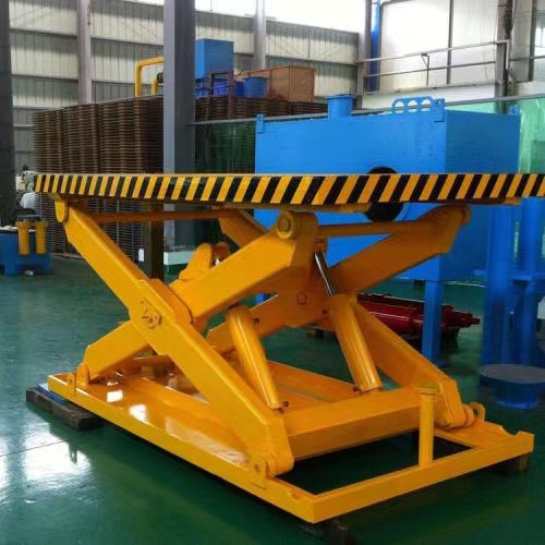 小型升降平臺(tái)