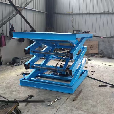 液壓式升降機(jī)